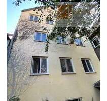 Verborgener Schatz: Innenhof-Anwesen in Mainbernheim