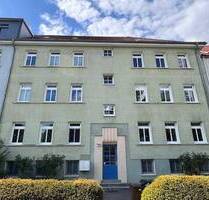Praktisch geschnittene 3-Zimmer-Eigentumswohnung mit Balkon in der Rostocker KTV