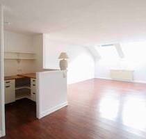 Charmanter Rückzugsort - Moderne DG-Wohnung mit 3 Zimmern in Leimen