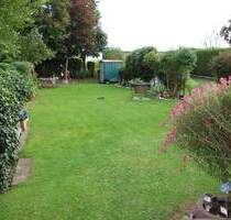 BIETERVERFAHREN: laufend modernisiertes Reihenmittelhaus, 4 Zi., mit Garten und Garage in Teising