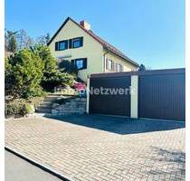 ***Idyllisches Familienhaus mit Anliegerwohnung - sofort bewohnbar und in exzellentem Zustand*** - Selb / Vielitz Vielitz-Siedlung