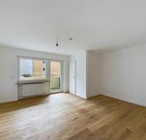 KENSINGTON - Exklusiv - Modernisierte und stilvoll möblierte 1-Zimmer-Wohnung in begehrter Lage von Moosach - München / Moosach