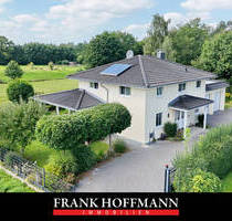 Modernes KfW 40 - Einfamilienhaus mit Doppelgarage in Feldrandlage von Schmalfeld