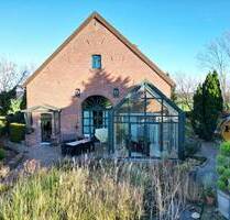 Exklusives Landhaus - 699.000,00 EUR Kaufpreis, ca.  260,00 m² Wohnfläche in Bad Salzuflen (PLZ: 32108)