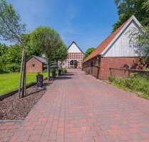 Historisches Bauernhaus mit idyllischem Garten! Plus Ausbaureserve und ggf. Bauplatz. - Drochtersen Assel
