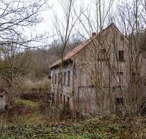 Lost Place .............hauchen Sie diesem Ort neues Leben ein ! - Eisenberg Kursdorf