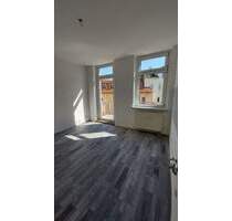 Großzügige 2 Raum- Wohnung mit Balkon nähe Stadtzentrum - Döbeln