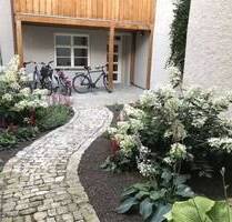 Charmantes 2-Zi-Häuschen über zwei Etagen mit EBK, Balkon - Zentrum Ingolstadt frei ab 01.08.01.09.2025