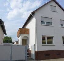 Einfamilienhaus mit Nebengebäuden und großem Grundstück - sanierungsbedürftig mit Potenzial - Alsbach-Hähnlein / Hähnlein
