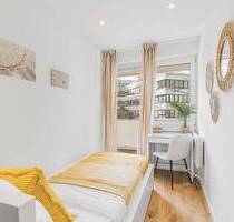 VISIT 23.05 AT 12:15 PM OBERGIESING! Frisch saniertes WG-Zimmer mit Balkon ab sofort frei! - München