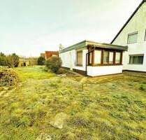 Traumlage! Sanierungsbedürftige Doppelhaushälfte mit Potenzial für Ihre individuelle Gestaltung! - Nürnberg Leyh