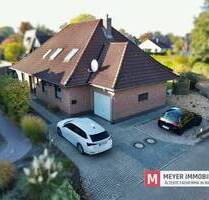 Großzügiger Bungalow mit ausgebautem Dachgeschoss auf Erbpachtgrundstück in Rastede (Obj. Nr.: 6503)