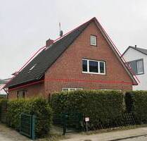 Dachgeschoss-Maisonette in Zweifamilienhaus mit Garage und Gartenfläche - Hamburg Billstedt