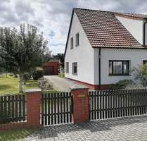 Haus mit Doppelgarage und schönem Garten - Schorfheide OT Lichterfelde