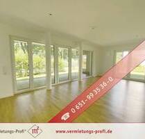 Hochwertige & energieeffiziente Wohnung direkt an der Mosel - 2ZKB mit EBK, großer Terrasse mit Moselblick & TG-Stellplatz! - Trier