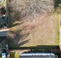 Gut gelegenes Baugrundstück zu verkaufen - ideal für eine Doppelhaushälfte! - Stephanskirchen / Schloßberg Entleiten