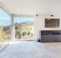 Zweifamilienhaus traumhaftem Ausblick | Energieeffizient & am Waldrand | Garten, Balkone & Terrassen - Schönau Altneudorf