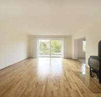 Modernisierte 3-Zimmer-Wohnung mit Balkon und Garage in ruhiger Wohngegend - Berlin Lichterfelde