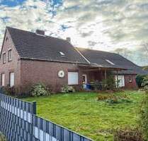 Für Bauträger & Pferdefreunde Aurich-Plaggenburg: Grundstück mit 2 Häusern, Stall, Weide. - Aurich / Plaggenburg