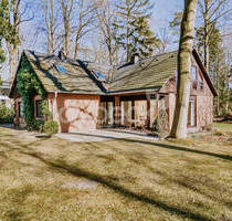Einfamilienhaus mit parkartigem Grundstück in bevorzugter Lage Adendorfs.