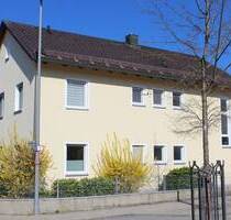 NUR FÜR ZWEI PERSONEN: 3-Zimmer-Wohnung mit Garage in Zentrumsnähe - Neumarkt in der Oberpfalz