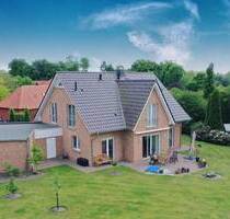 Landhaus mit Kapitänsgiebel in Roffhausen - Schortens Ostiem