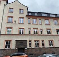 NETTE NACHBARN GESUCHT- SCHICKE WOHNUNG MIT LAMINAT - Chemnitz Lutherviertel