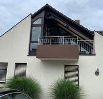 TOP 3 Zimmer Dachgeschoss-Wohnung mit Loggia + Garage - BEZUGSFREI ab Februar 2026 - Schwanstetten-Leerstetten