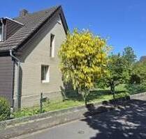 Wunderschönes Eckgrundstück mit großem Wohnhaus zu verkaufen - Dortmund Loh
