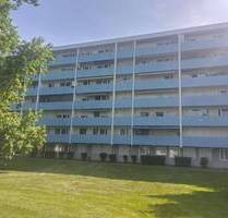 2-Zimmer Wohnung, Lift, Balkon, in ruhiger Lage am Planetenring - Nürnberg Rangierbahnhof-Siedlung