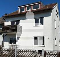 Zwei Wohneinheiten mit zusätzlichem Anbau!...DHH mitten in Herzogenaurach