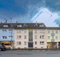 2 - 3 Zi. 2. OG Wohnung zentral mit Carport - Solingen Wald