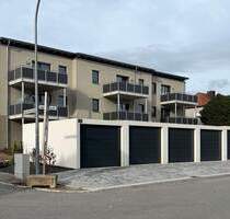 Neubau 3-Zimmer-Wohnung mit Terrasse und Gartenanteil und Garage - Vohenstrauß