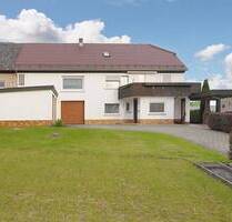 Familienfreundliches und attraktives Landhaus mit Einliegerwohnung und großem Garten - Untersiemau Haarth