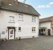 Charmantes EFH mit Ausbaupotenzial in zentraler Wohnlage - Solms Albshausen