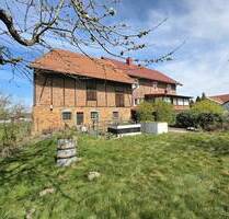 Ansprechendes Wohnhaus mit Nebengebäuden in Edermünde - Edermünde-Besse