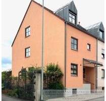 Viel Platz für die Familie und fußläufig zur Innenstadt: Großes REH mit Garten, Carport, Keller in ruhiger Zentrumsla... - Forchheim