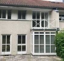 Geräumiges Reiheneckhaus mit Balkon und Terrasse in Uninähe - Regensburg Ziegetsdorf - Königswiesen-Süd - Neuprüll