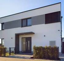 Licht, Luft & Luxus - Designhaus mit 6 Zimmern in Wiesbaden-Nordenstadt.