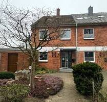 5-Zi.-Reihenendhaus mit schönem Garten und fünf Garagen in Lübeck-St. Lorenz-Nord (Musikerviertel) - Lübeck / Sankt Lorenz Nord St. Lorenz Nord