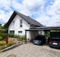 Neuwertiges Einfamilienhaus mit Carport - Riedlingen