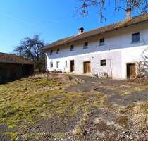 großzügiges Grundstück mit altem Bauernhaus und rustikaler Scheune zu verkaufen! - Waffenbrunn Balbersdorf