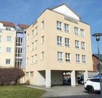 - Vermietete Eigentumswohnung mit Tiefgarage und Fahrstuhl - - Weißenfels