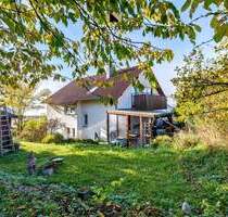 Viel Platz für die Familie - Zweifamilienhaus mit Terrasse, Balkon und teilausgebautem UG - Bad Überkingen Unterböhringen