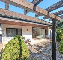 Exklusives Architektenhaus in ruhiger Aussichtslage mit schönem Grundstück! - Herrenberg