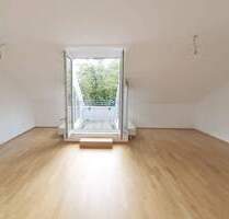 Charm. 1 Zi. Dachgeschosswhg., kl. Terrasse, TG, 39,3 m² in Puchheim sucht Single