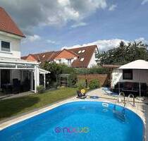 Thiede! Edles Reihenendhaus in Feldrandlage - Bezugsfertig, mit Swimmingpool! - Salzgitter Thiede - Hagenkamp