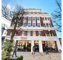 Schicke Altbauwohnung im Herzen von Kiel. Zentral. Komfortabel. Mit Aufzug. Mit schöner Loggia - Kiel / Brunswik