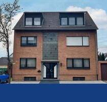 *** Charmante Dachgeschosswohnung mit Balkon und ausgebautem Spitzboden *** - Mönchengladbach Bettrath