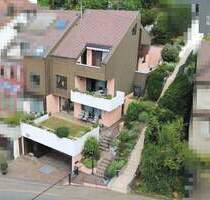 Flexibles Wohnkonzept, großzügige Doppelhaushälfte mit separater Einliegerwohnung und Doppelgarage - Leonberg-Höfingen